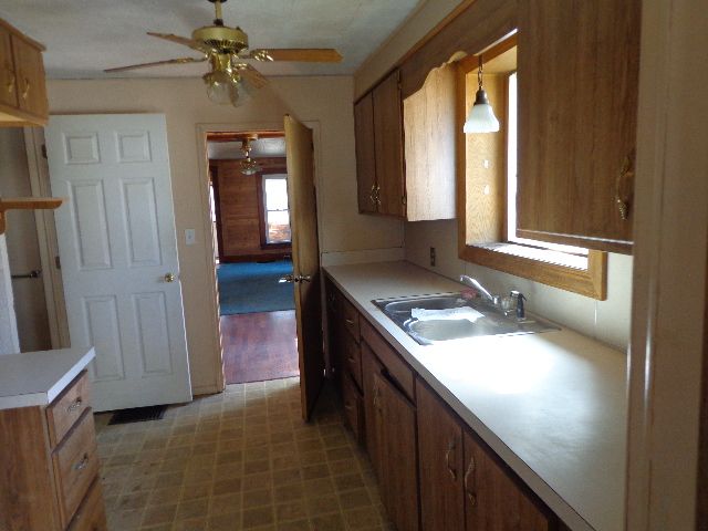 344 N Forbes St, Jackson, MI 49202
