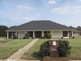 1020 Brown Drive, Texarkana, TX 75501