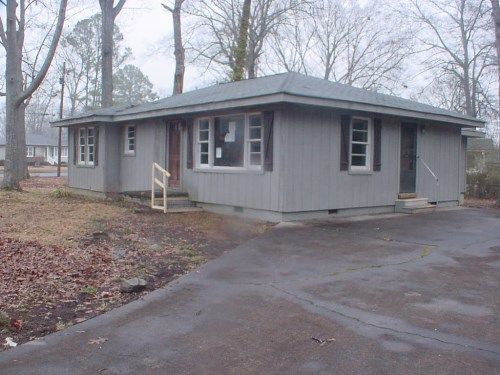 11 Sandy Beach Ter NW, Rome, GA 30165
