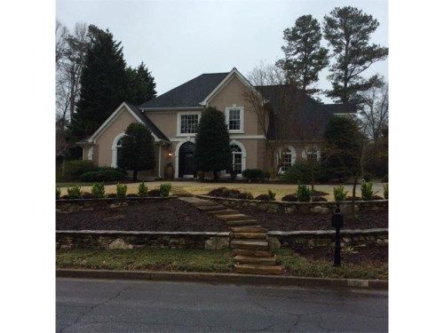 320 Wexford Glen, Roswell, GA 30075