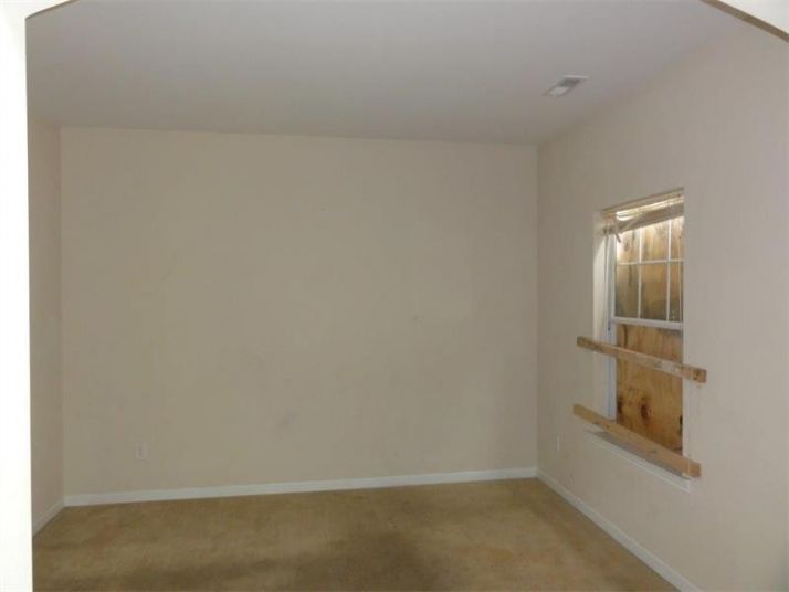 5477 Babbling View, Fairburn, GA 30213