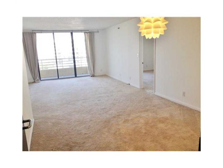 3300 NE 192 ST # PH08, Miami, FL 33180