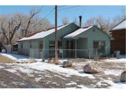 107 Horse Creek Rd, Dubois, WY 82513