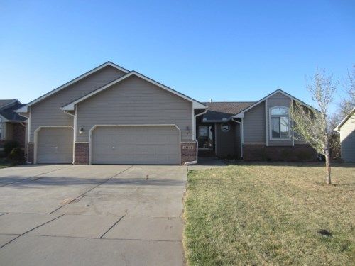 10606 W Yosemite St, Wichita, KS 67215