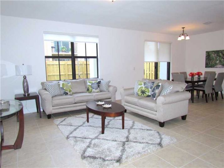 22431 SW 102 AV # 22431, Miami, FL 33190