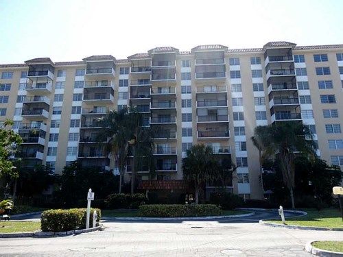 4174 INVERRARY DR # 302, Fort Lauderdale, FL 33319