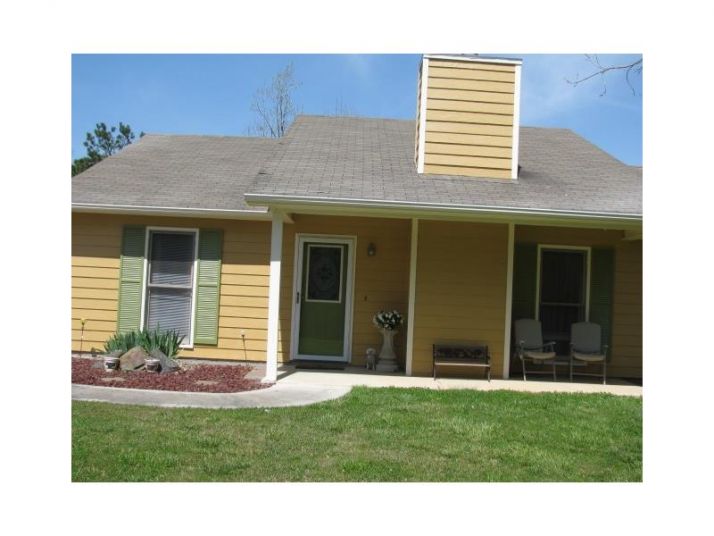 1583 Cronic Town Road, Auburn, GA 30011