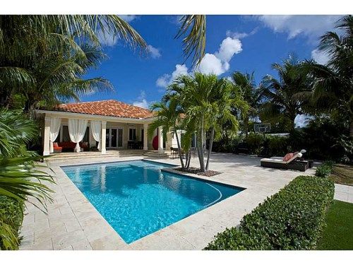 430 S SHORE DR, Miami Beach, FL 33141