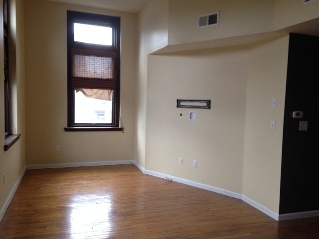 58 Woodley Ct, Meriden, CT 06450