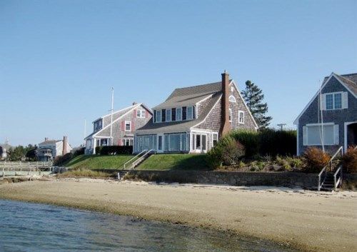 41 Benedict Rd, Buzzards Bay, MA 02532