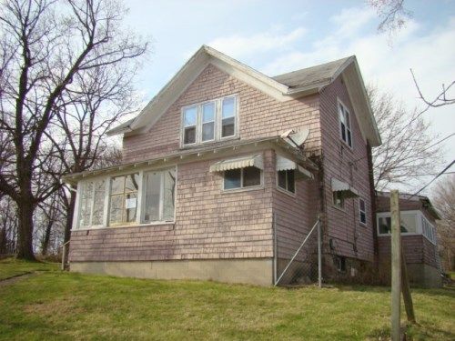 103 E High St, Hastings, MI 49058