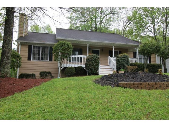 622 Glendale Forest Drive, Woodstock, GA 30189