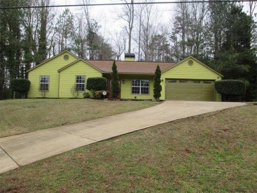 180 Colemans Bluff Dr, Woodstock, GA 30188