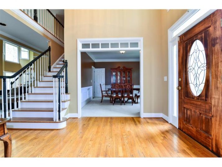 607 Ashwood Court, Woodstock, GA 30189
