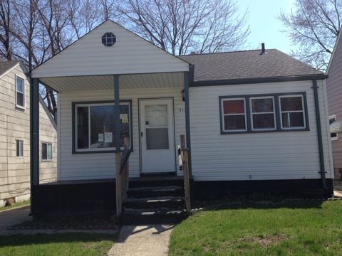 8128 Westminster Ave, Warren, MI 48089