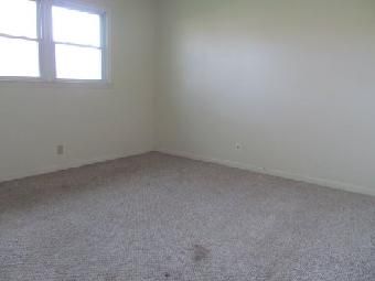 105 Brookfield Dr, Frankfort, KY 40601