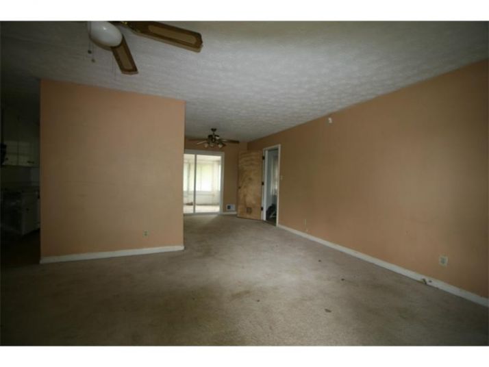 6090 Pine Mountain Court, Kennesaw, GA 30152