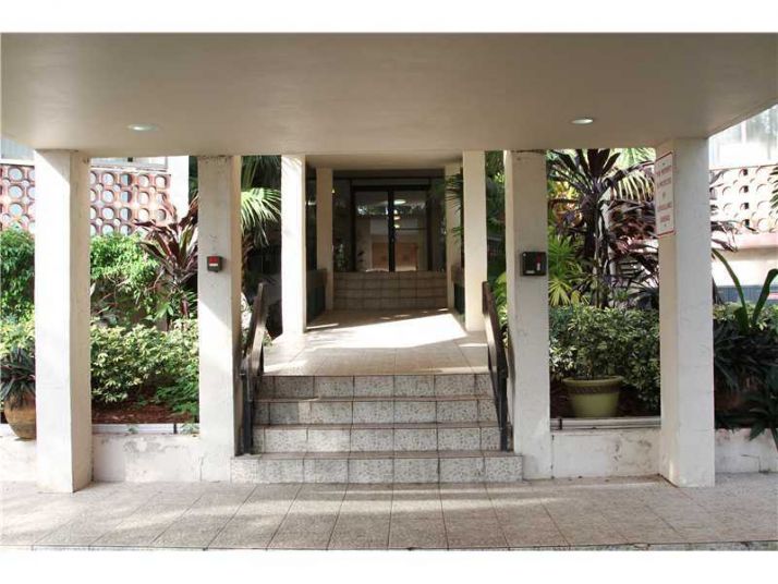 4222 INVERRARY BL # 4107, Fort Lauderdale, FL 33319