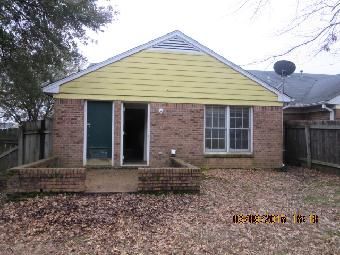 30 Meadowoods Place, Jackson, MS 39211