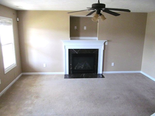 389 Fairfield Cir, Raeford, NC 28376
