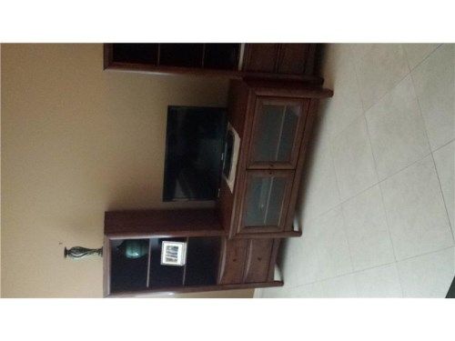 3180 OCEAN DR # 121, Hallandale, FL 33009