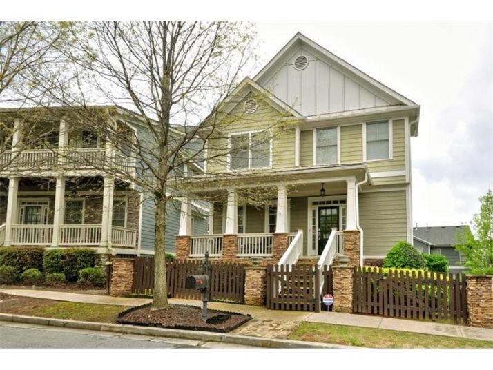 1686 Carr Circle, Atlanta, GA 30318
