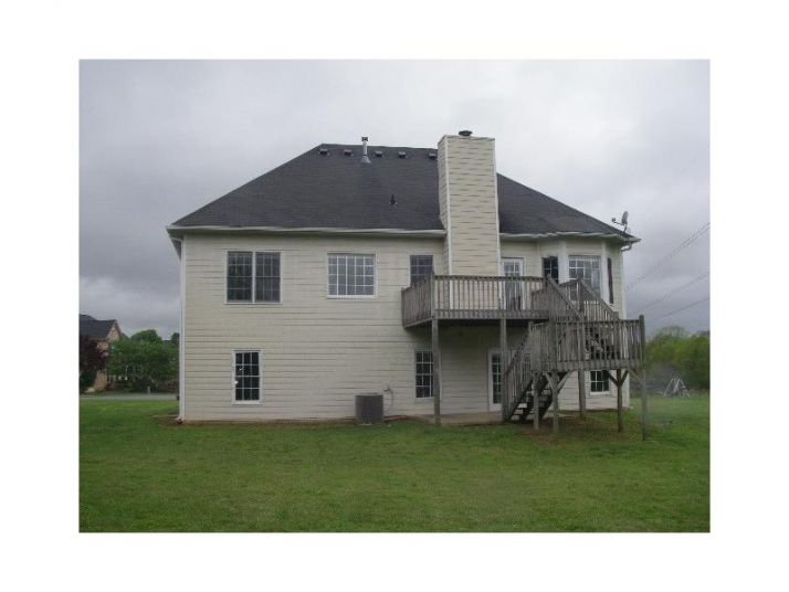 17 Clark Way Nw, Cartersville, GA 30120