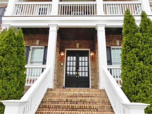 105 Amberly Place, Roswell, GA 30075