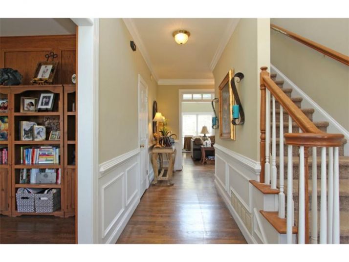 803 Clubhouse Pointe, Woodstock, GA 30188