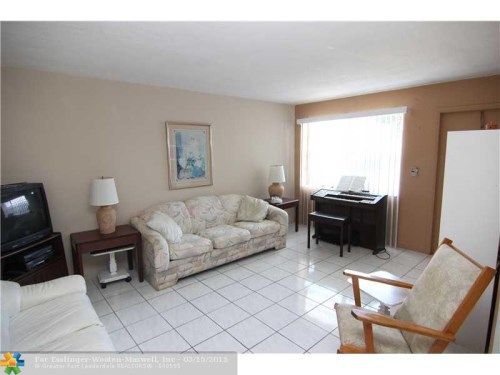 1007 N 19th Ave # 2, Hollywood, FL 33020