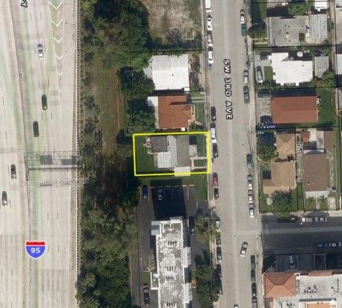 1136 SW 3RD AVE, Miami, FL 33130