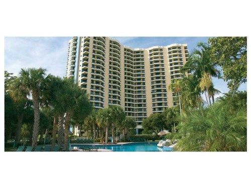 192 NW 192 # 605, Miami, FL 33180