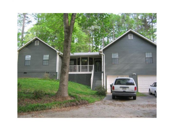 82 Bakers Bridge Circle, Douglasville, GA 30134