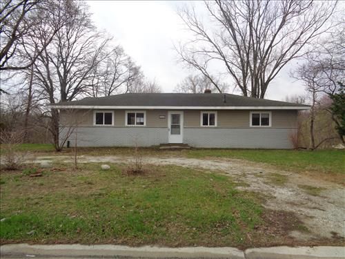 4121 N River Rd, Fort Gratiot, MI 48059