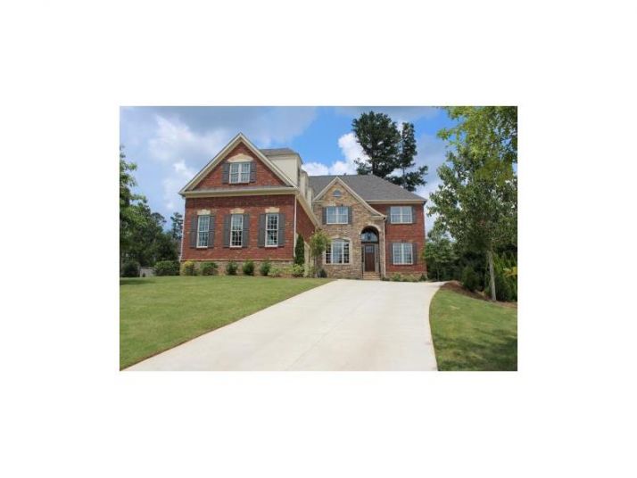 3164 Shadow Creek, Roswell, GA 30075