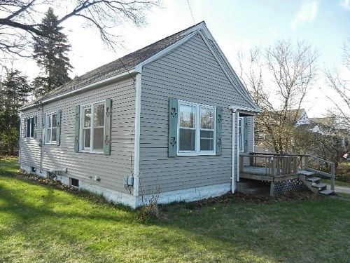 1145 Moreland St, Grand Haven, MI 49417