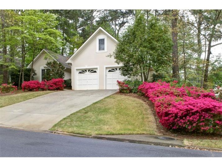 904 Feather Creek Lane, Woodstock, GA 30189