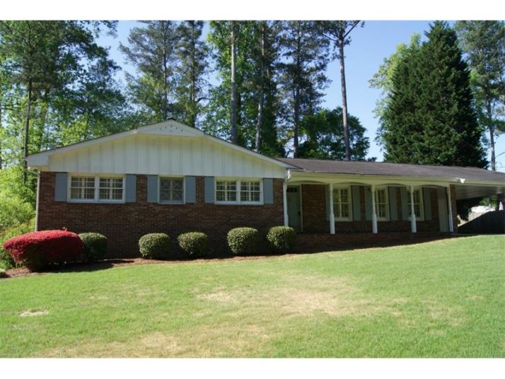 2818 Se Staunton Drive, Marietta, GA 30067