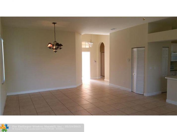 12731 SW 53RD ST, Hollywood, FL 33027