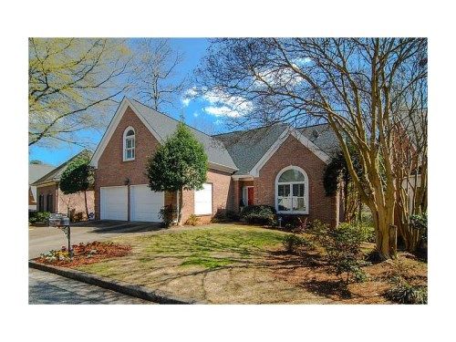 3528 Greystone Circle, Atlanta, GA 30341