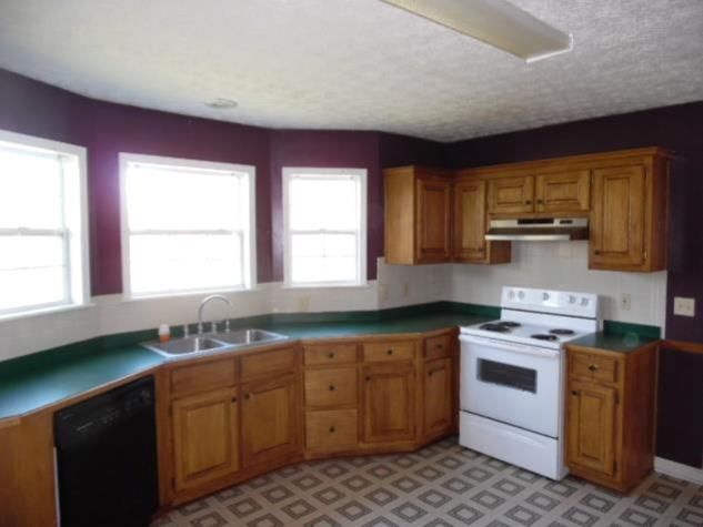 209 Cook St, Alto, GA 30510