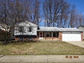 26638 Kingswood Dr, Olmsted Falls, OH 44138