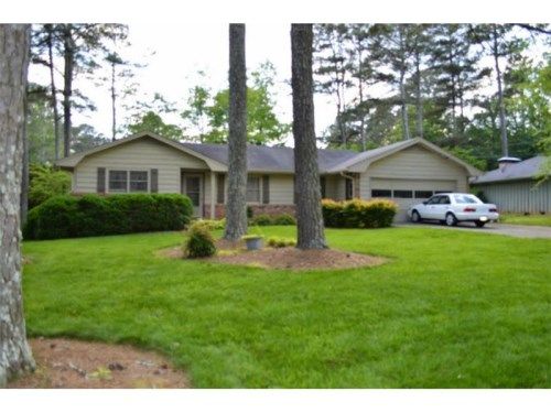 343 Nancy Court Sw, Lilburn, GA 30047