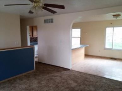 17705 Camaro Dr, Brighton, IL 62012