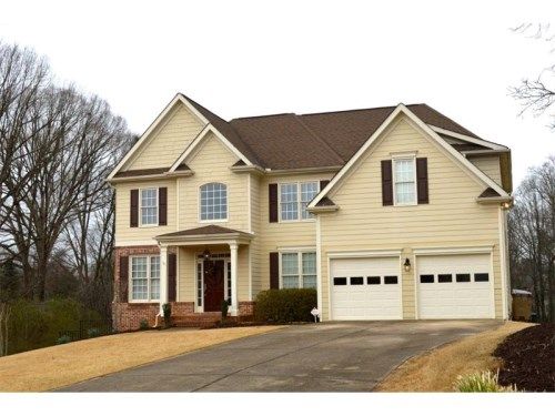 8635 Stone River Drive, Gainesville, GA 30506