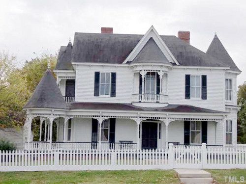 617 Virginia Avenue, Clarksville, VA 23927