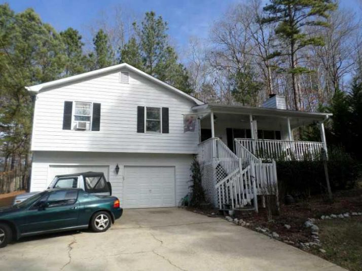 159 Hollyberry Court, Dallas, GA 30157
