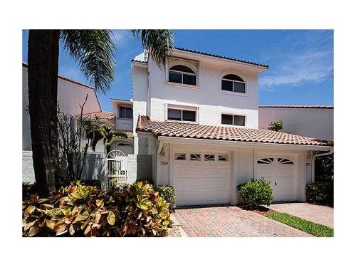 3769 NE 209 TE # 3769, Miami, FL 33180