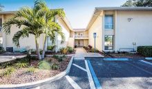 2121 Wood Street #A203 Sarasota, FL 34237