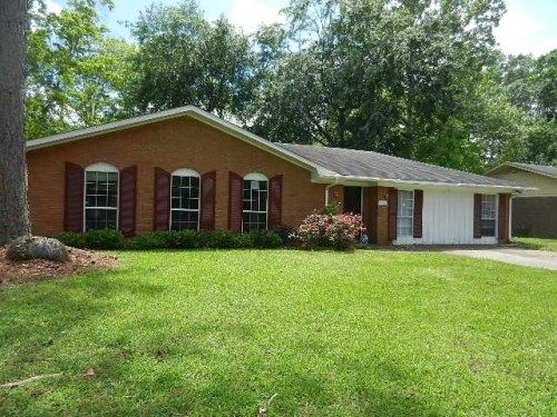 475 N Canton Club Circle, Jackson, MS 39211